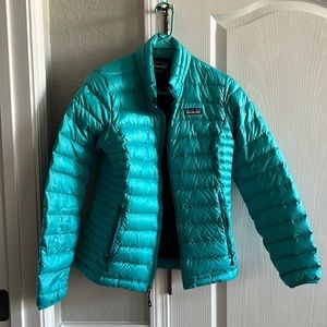 Patagonia women’s puffer jacket
